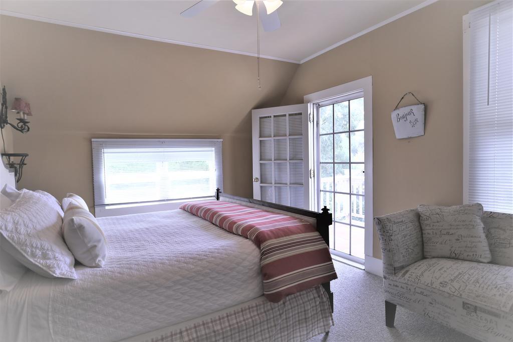 Napa Farmhouse Inn St. Helena Exterior photo